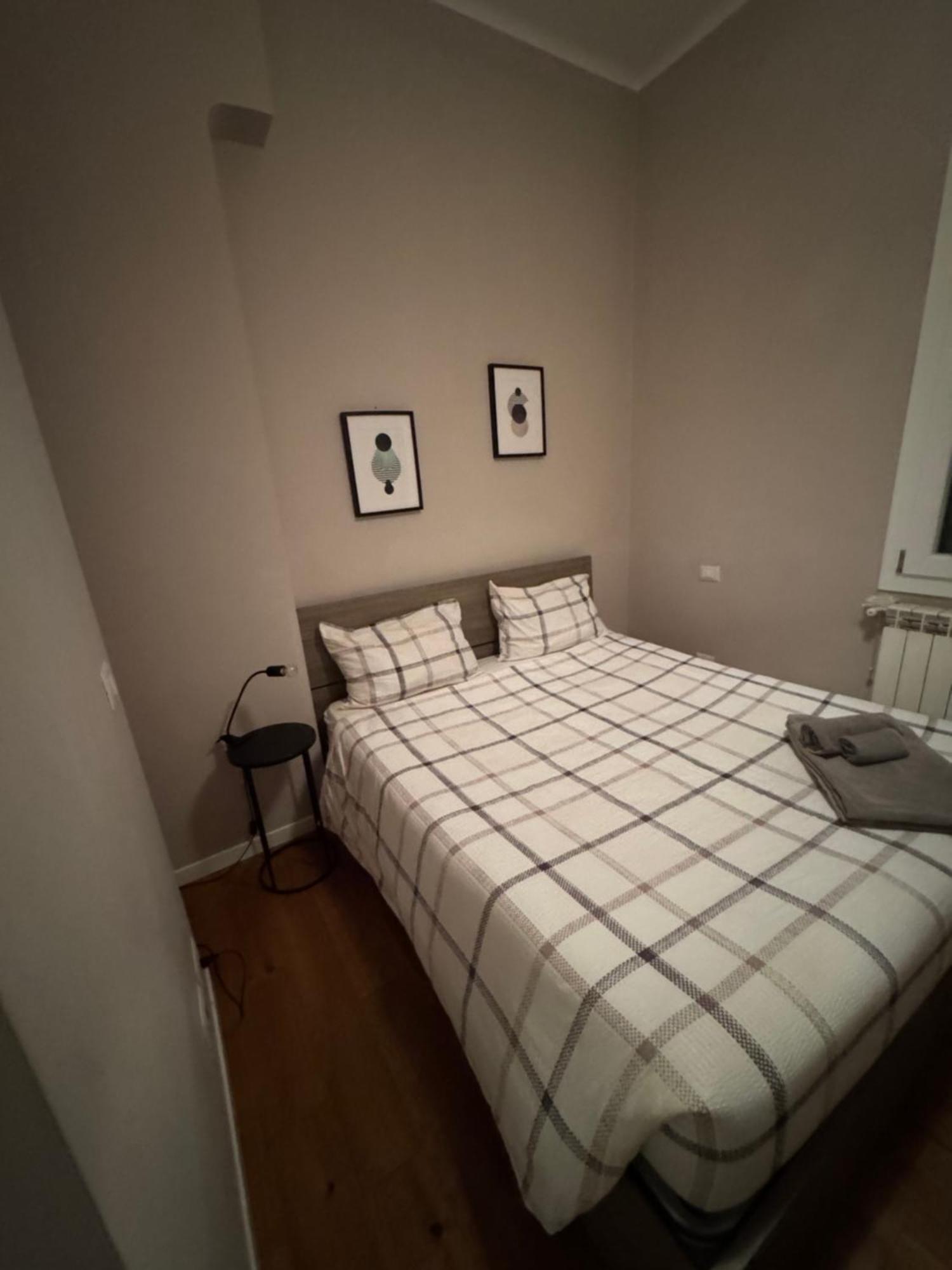 Central And Cosy Apartament ボローニャ エクステリア 写真